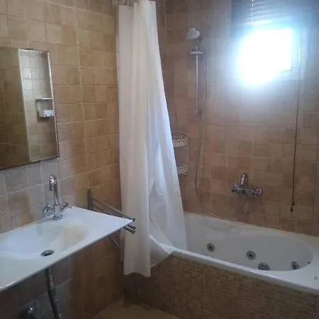 Bright 2 Bedroom Apartment Malaga
